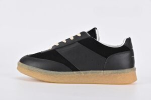 Margiela Lace up Low top Sneakers Black