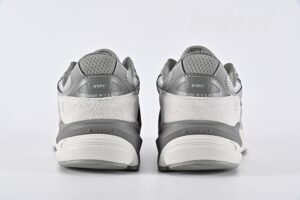 WTAPS 990v6 sneakers 4