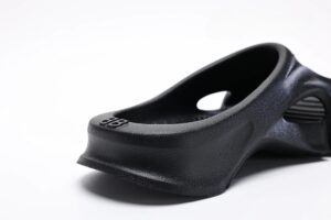Balenciaga Mold Slide Sandal Black4