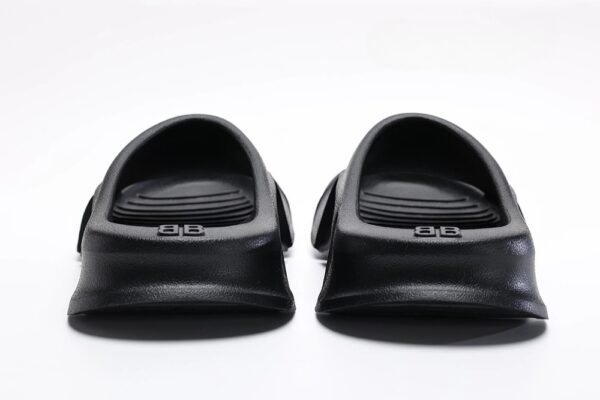 Balenciaga Mold Slide Sandal Black6