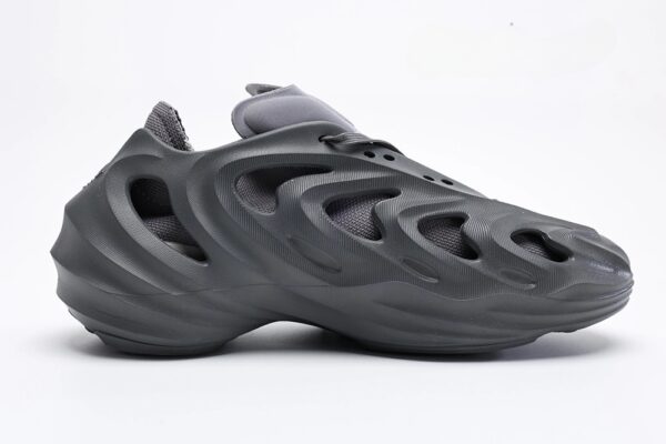 adiFOM Q Grey Four Reps