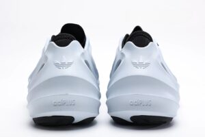 adiFOM Q Halo Blue Core Black 3