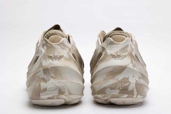 adiFOM Q Savannah 4