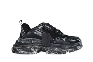 BALENCIAGA TRIPLE S SNEKAER “Dirty Black”