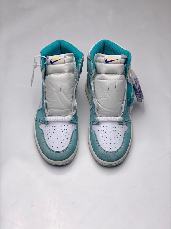 AIR JORDAN 1 RETRO HIGH OG TURBO GREEN00005 600x800 1