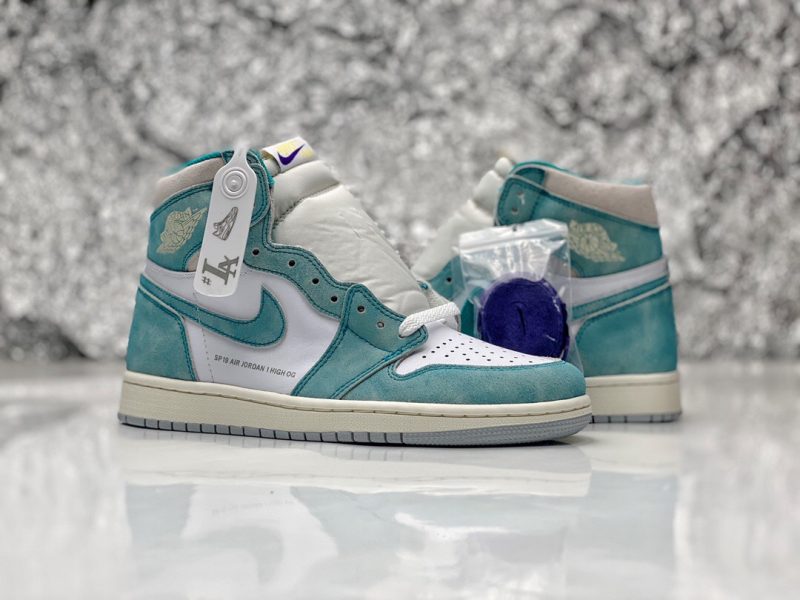 AIR JORDAN 1 RETRO HIGH OG TURBO GREEN00007 800x600 1