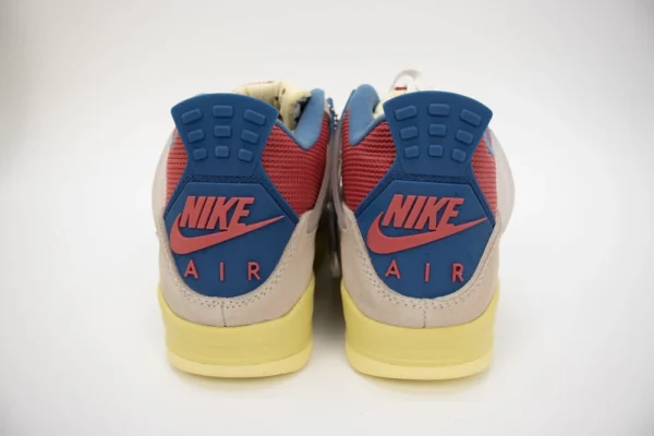 AIR JORDAN 4 RETRO UNION GUAVA ICE 2