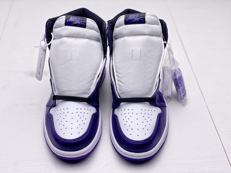 AIR JORDAN RETRO 1 HIGH OG COURT PURPLE 00014 800x600 1