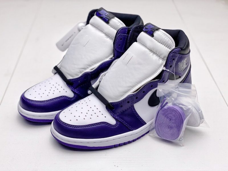 AIR JORDAN RETRO 1 HIGH OG COURT PURPLE 00015 800x600 1