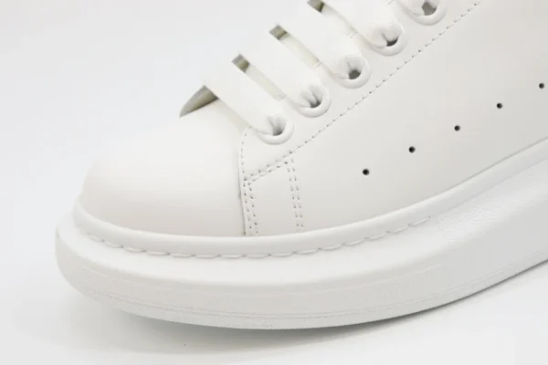 ALEXANDER MCQUEEN LEATHER PLATFORM TRAINERS SNEAKERS LASER00008
