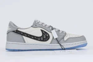 Air Jordan 1 Low Reps3