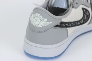 Air Jordan 1 Low Reps5