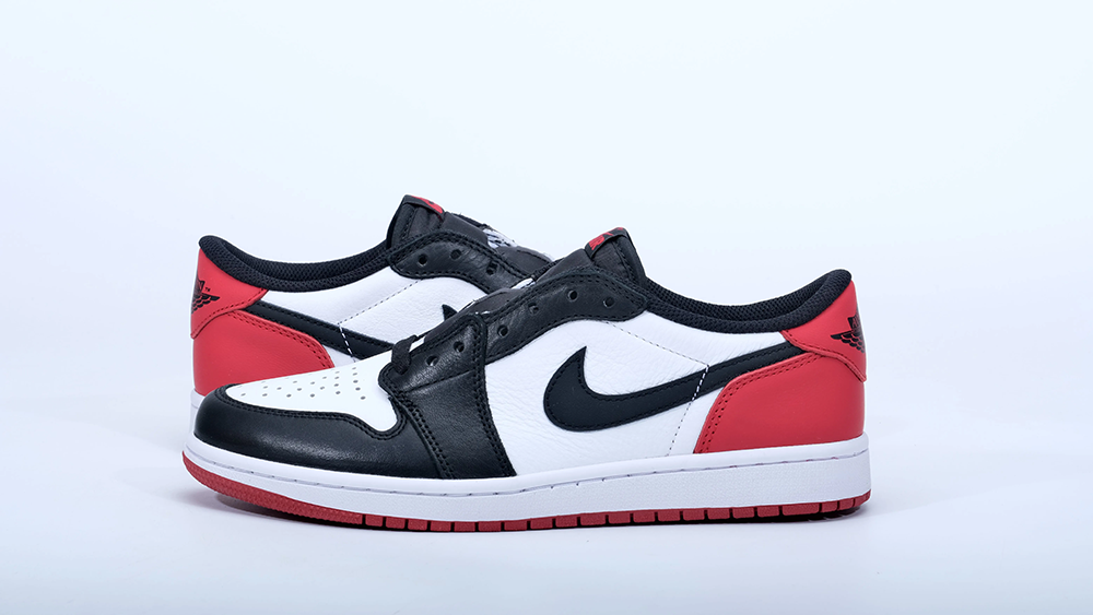 Air Jordan 1 Retro Low OG Black Toe 2023 replica 5