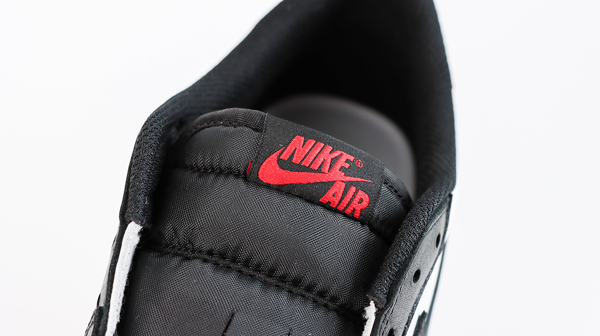 Air Jordan 1 Retro Low OG Black Toe Reps4