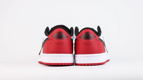 Air Jordan 1 Retro Low OG Black Toe Reps8