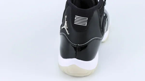 Air Jordan 11 Retro Jubilee 25th Anniversary Reps4