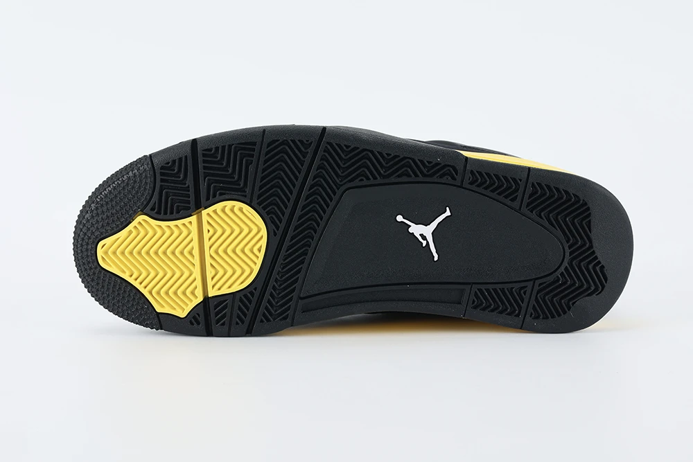 Air Jordan 4 Retro Thunder 2023 Quality Reps2023 03 01 at 06.53.18 2