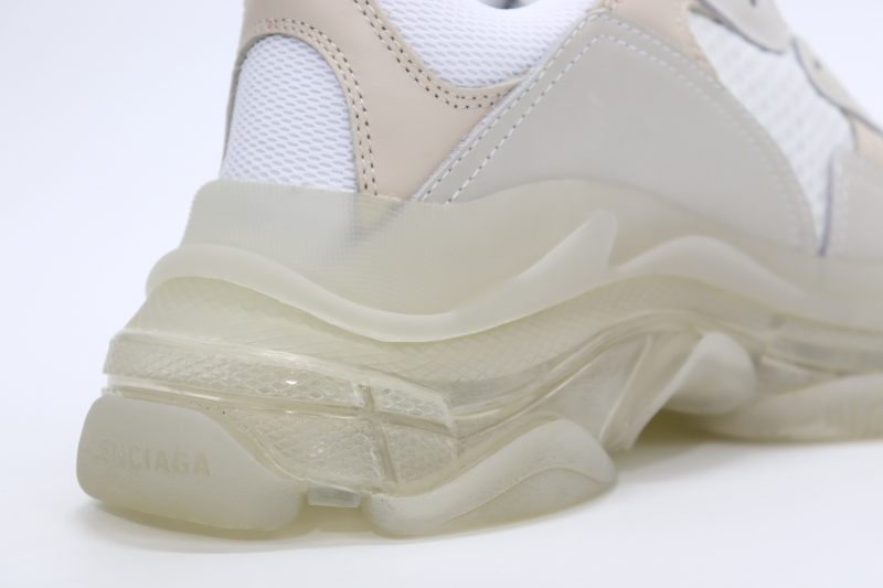 BALENCIAGA TRIPLE S CLEAR SOLE SNEAKER WHITE 11 800x533 1