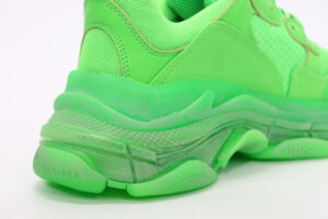 BALENCIAGA TRIPLE S GREEN 38 10