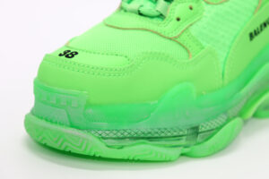 BALENCIAGA TRIPLE S GREEN 38 6
