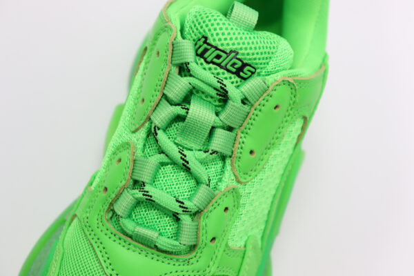 BALENCIAGA TRIPLE S GREEN 38 8