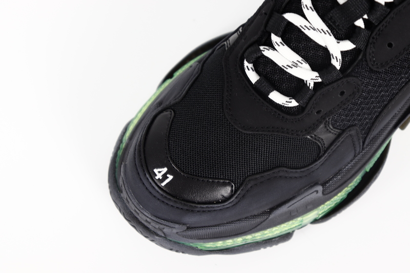 BALENCIAGA TRIPLE S SNEAKER BLACK GREEN 6