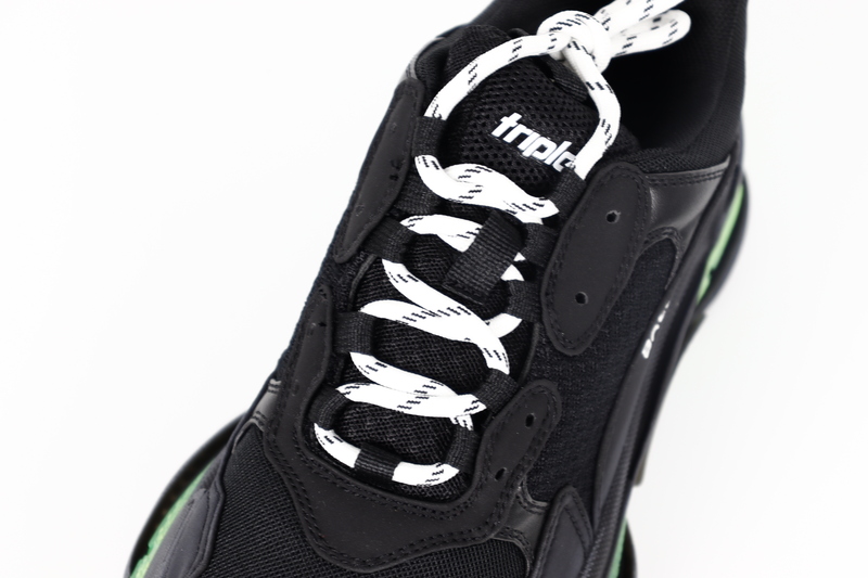 BALENCIAGA TRIPLE S SNEAKER BLACK GREEN 7