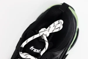 BALENCIAGA TRIPLE S SNEAKER BLACK GREEN 8