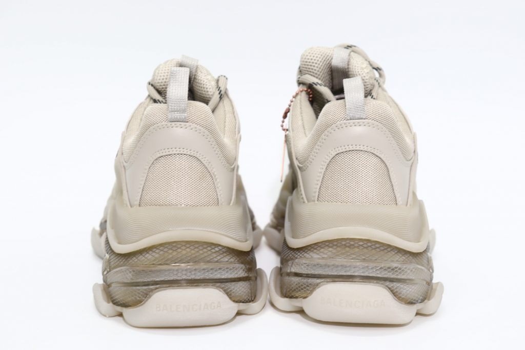 BALENCIAGA TRIPLE S SNEAKER GRAY 4 1024x683 1