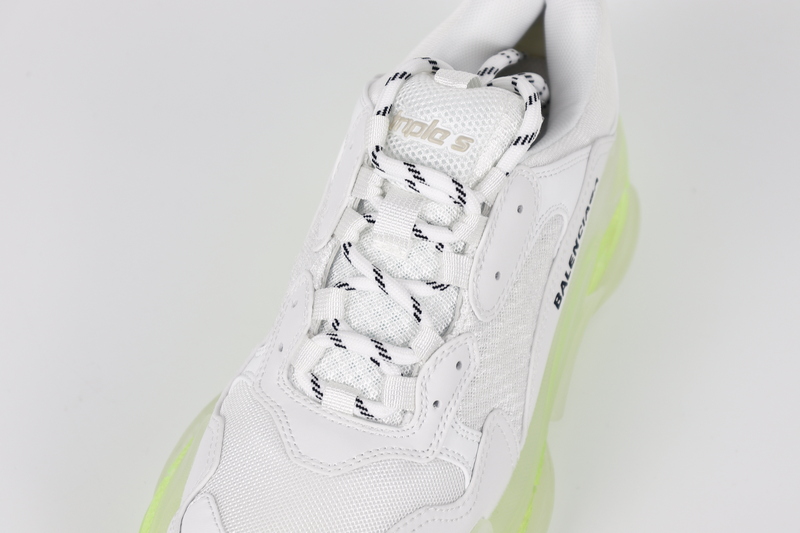 BALENCIAGA TRIPLE S SNEAKER WHITE GREEN 7