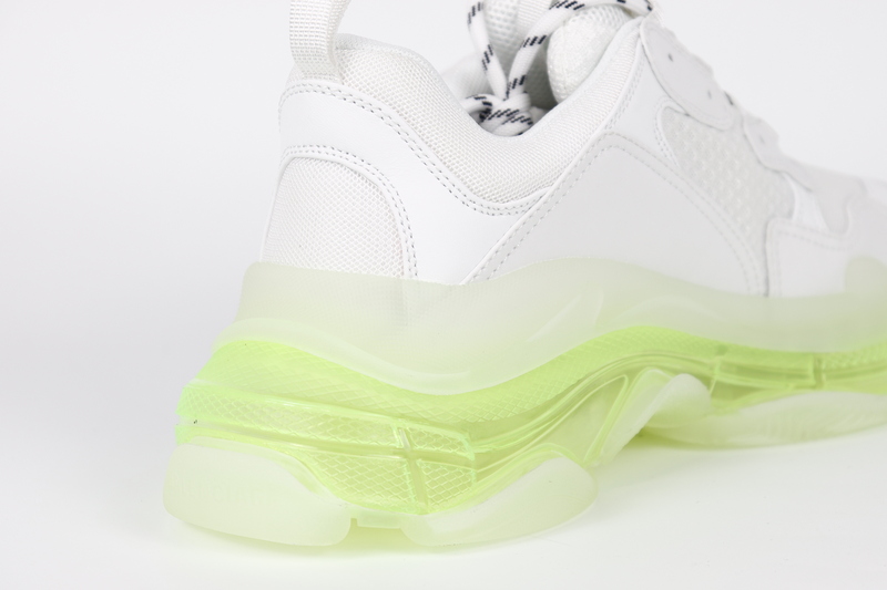 BALENCIAGA TRIPLE S SNEAKER WHITE GREEN 9