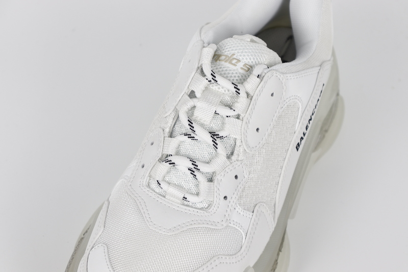 BALENCIAGA WHITE TRIPLE S SNEAKER 12