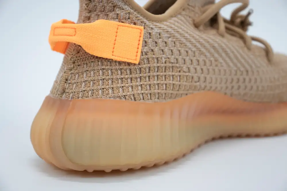 CLAY 00009