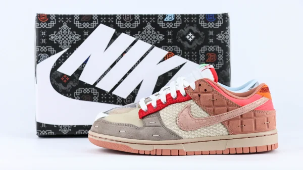 CLOT x Dunk Low SP What The With Trading Card Reps9