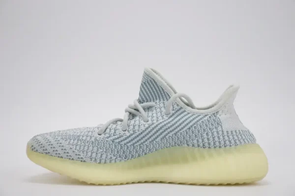 CLOUD WHITE REFLECTIVE00004 1