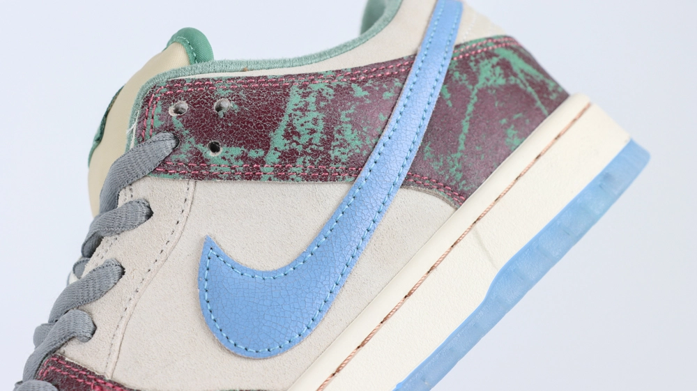 Crenshaw Skate Club x Dunk Low SB 4