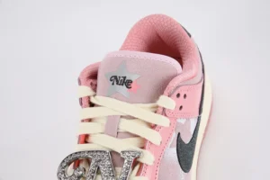 Dunk Low LX Barbie Womens00007