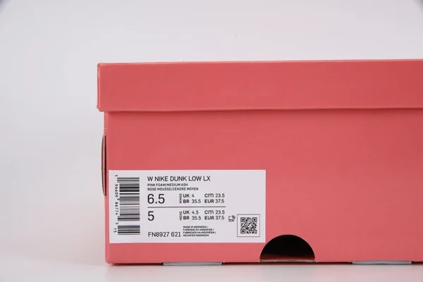 Dunk Low LX Barbie Womens00010
