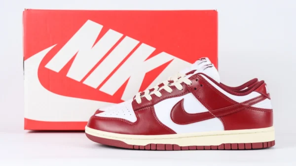 Dunk Low Premium Vintage Red Reps 11