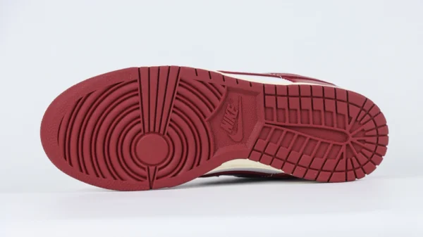 Dunk Low Premium Vintage Red Reps 8