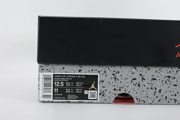 HHH 6585