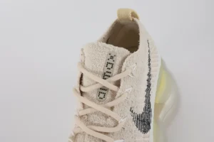 HHH 8851 1