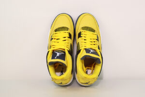 Jordan 4 Retro Lightning (2021) Reps 2 IMG 6256 1