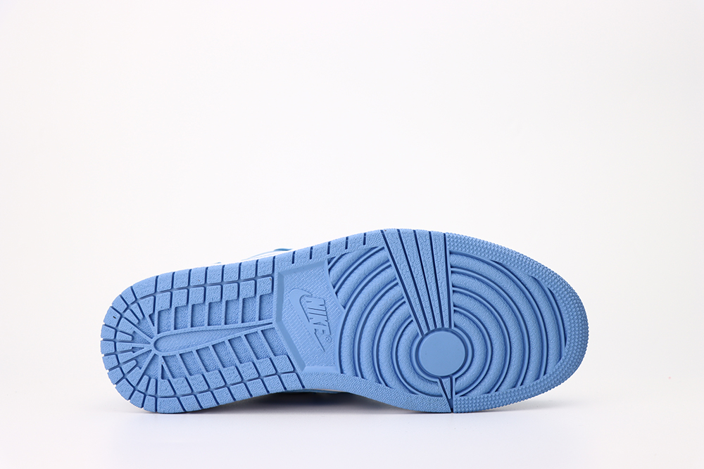 AIR JORDAN 1 LOW “UNC” 19 IMG 7450