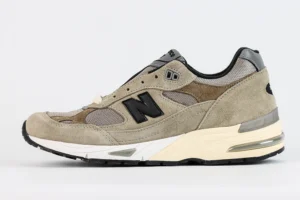 JJJJound x 991 Made in England Grey Reps1