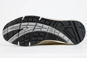 JJJJound x 991 Made in England Grey Reps11