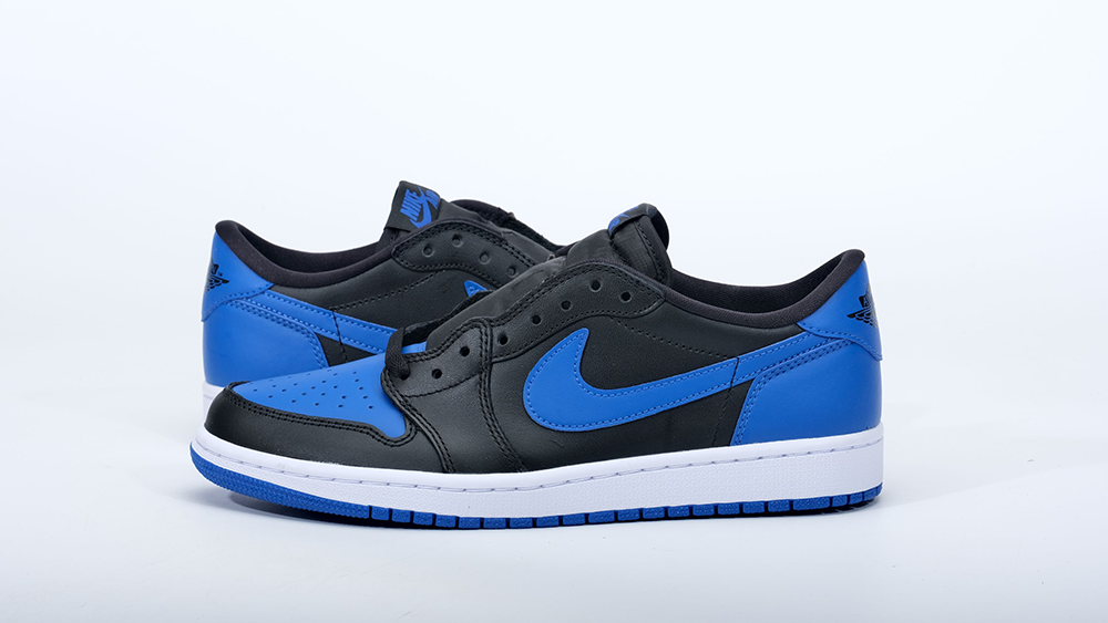 Jordan 1 Retro Low Royal replica 4