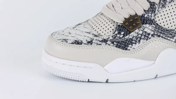 Jordan 4 Retro Snakeskin2023 06 03 at 08.57.04 10