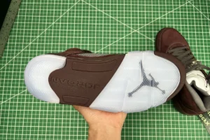 Jordan 5 Burgundy2023 05 25 at 17.24.47 4
