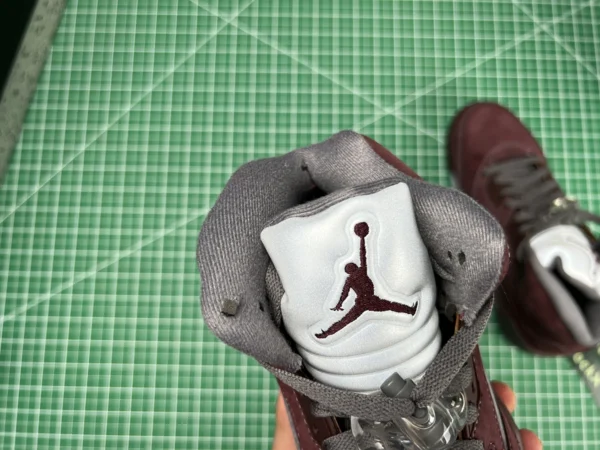Jordan 5 Burgundy2023 05 25 at 17.24.47 6
